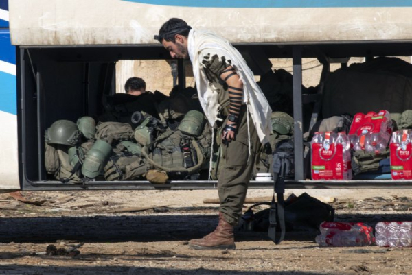 IDF says viral photo of Israeli soldier smashing Jesus statue is real