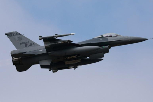Peru's F-16 purchase from U.S. sparks political crisis, resignations