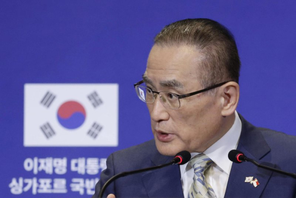 Top security adviser says transit through Strait of Hormuz not going smoothly, vows to seek alternative routes