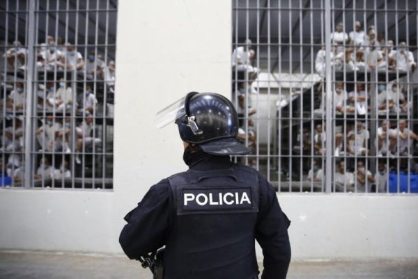U.N. urges El Salvador to review life sentences for minors