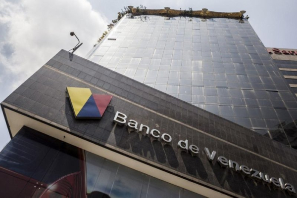 U.S. eases sanctions on Venezuelan banks