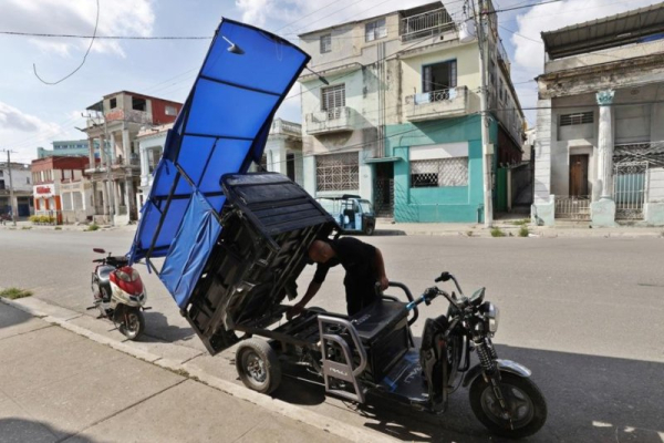 Cuba says it's willing to hear U.S. $100M aid proposal