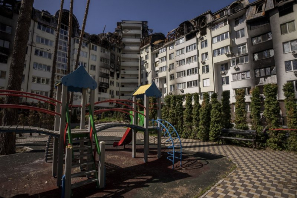 EU sanctions Russians accused of deporting Ukrainian children