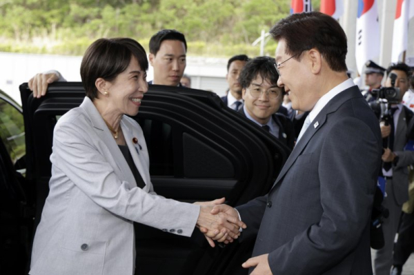 Japan PM Takaichi arrives in S. Korea ahead of summit with Lee in Andong