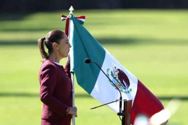 Mexico's Sheinbaum backs Sinaloa governor, demands U.S. evidence