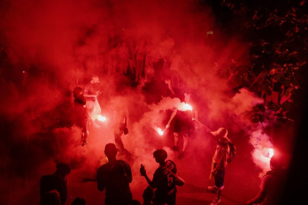 Police arrest 780 in Paris soccer team victory riots