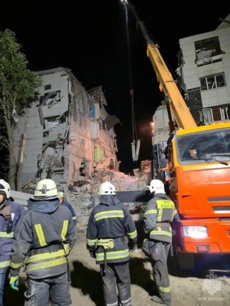 Russia: Ukraine hit dorm, 18 dead; Ukraine says it hit military target Russia: Ukraine hit dorm, 18 dead; Ukraine says it hit military target