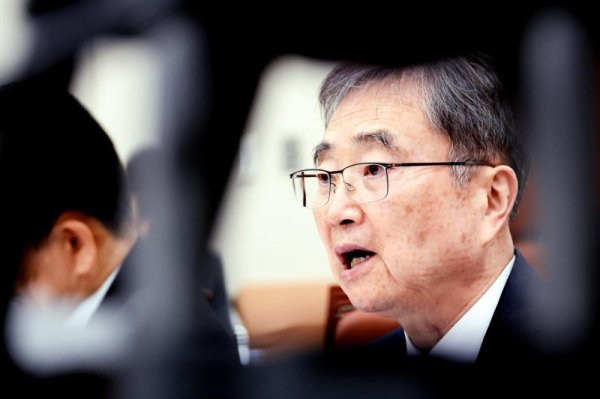 S. Korea-operated vessel passing through Strait of Hormuz: foreign minister S. Korea-operated vessel passing through Strait of Hormuz: foreign minister