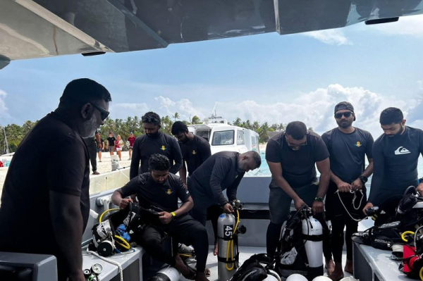 Specialist team locates bodies of 4 Italian divers killed in Maldives