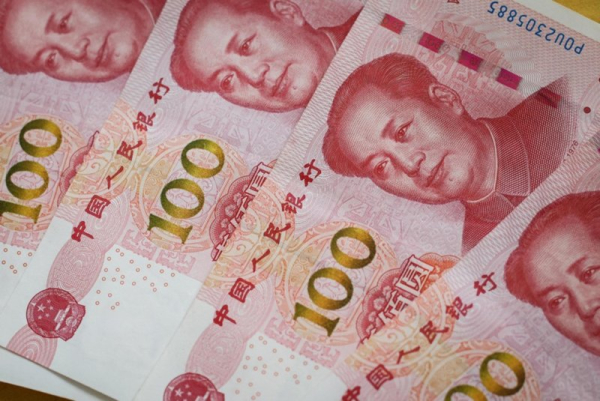 China's stronger yuan may pose economic risks