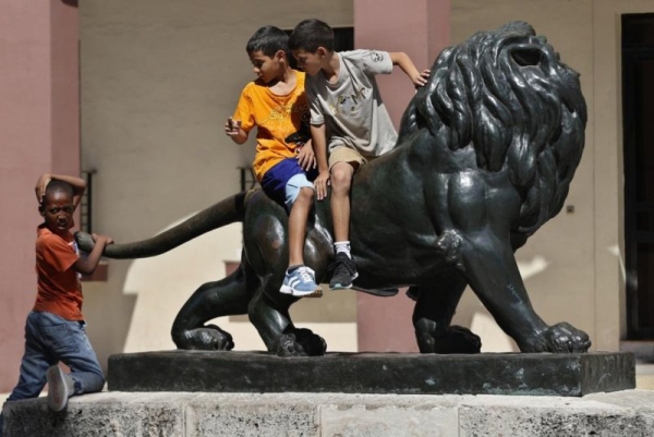 Energy crisis disrupts Cuba's education system Energy crisis disrupts Cuba's education system