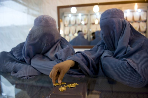 EU meets with Taliban about deportation EU meets with Taliban about deportation