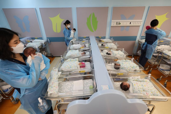 South Korea childbirths soar to highest level in 7 years in April