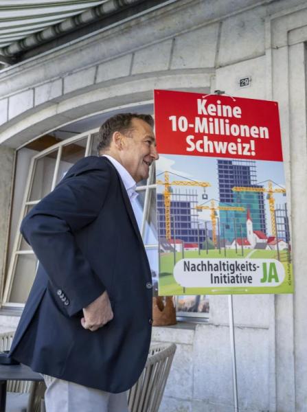 Swiss voters projected to reject 10M population cap