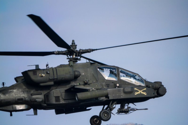 U.S. helicopter crew rescued after coming down near Strait of Hormuz