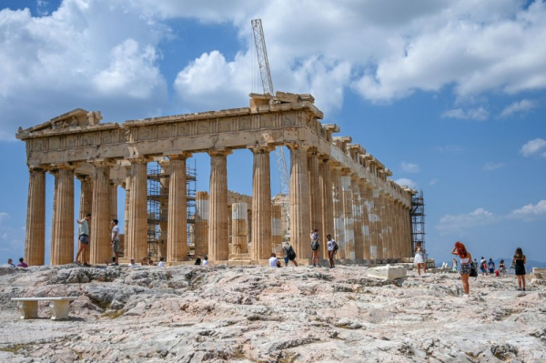 2 American tourists injured in knife attack at the Acropolis 2 American tourists injured in knife attack at the Acropolis