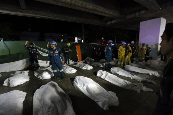 Bangkok pub fire kills at least 27, injures many others Bangkok pub fire kills at least 27, injures many others