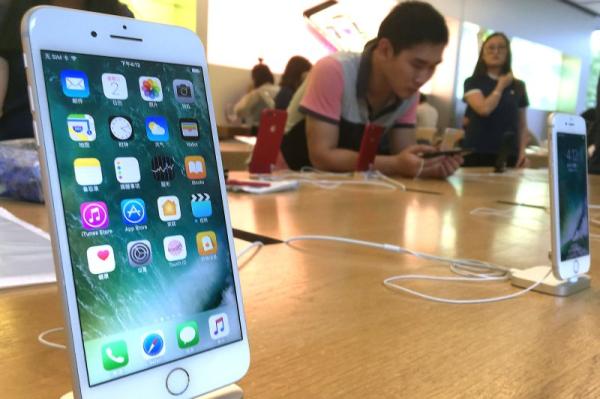 British watchdog wants to open up app stores at Apple, Google British watchdog wants to open up app stores at Apple, Google