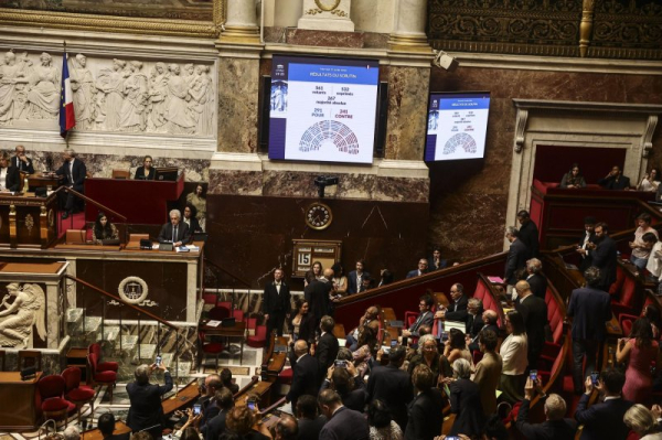 French lawmakers vote to allow assisted dying French lawmakers vote to allow assisted dying