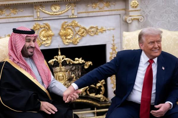 Trump to reportedly announce nuclear deal with Saudi Arabia Trump to reportedly announce nuclear deal with Saudi Arabia